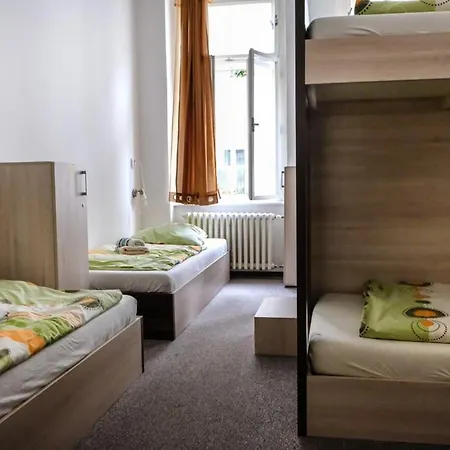 Vodna 1 Hostel *