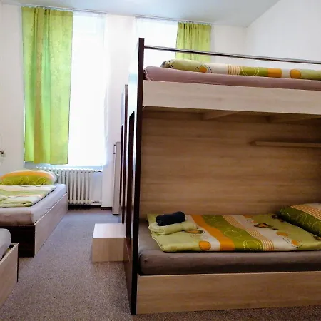 Hostel Vodna 1